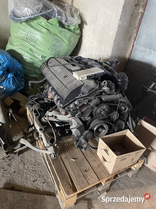 Sprzedam silnik M52B25 sprawny Domasław