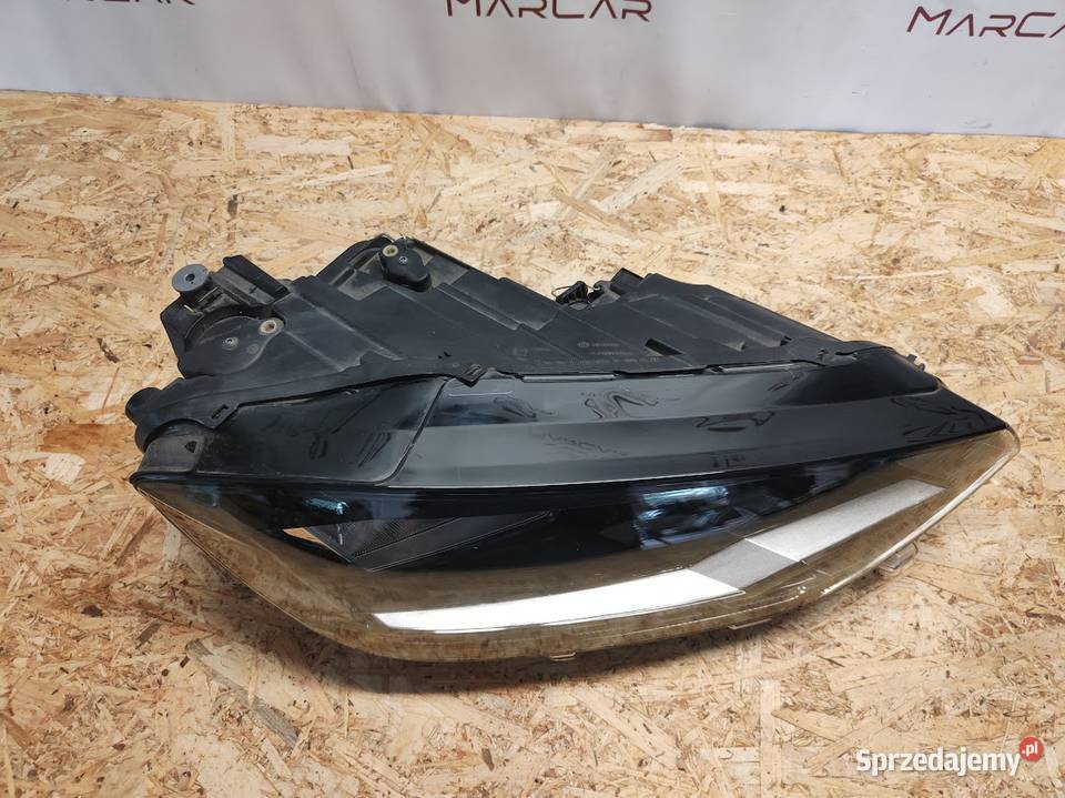 Lampa Prawy Przód Vw Golf VII Sportsvan Lift 17 osobowe Pleszew sprzedam
