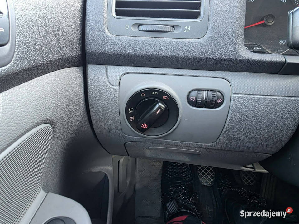 Volkswagen Golf 14 Benzyna 90 Dwa Klucze Słupsk