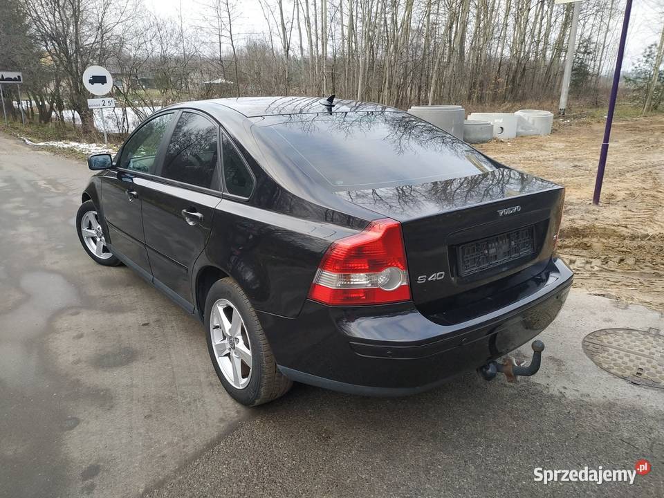 VOLVO S40 18 125 2004 BENZYNA MANUAL isofix lubelskie