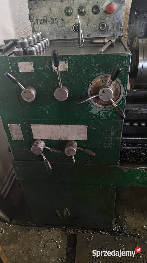 Tokarka uniwersalna TUM 35 polska produkcja 9 Produkcja Toruń