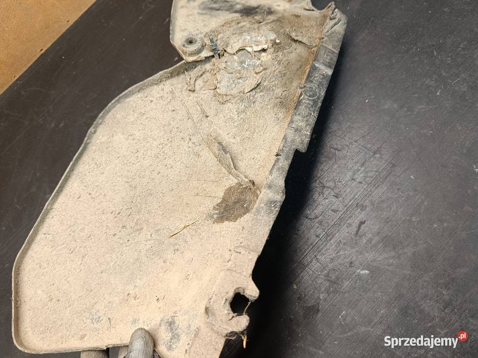 Owiewka osłona plastik boczek prawy tył części małopolskie sprzedam