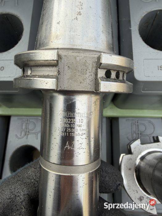 Frez VHM 10 mm 4ostrzowy na oprawce Garant SK40 Tuliszków