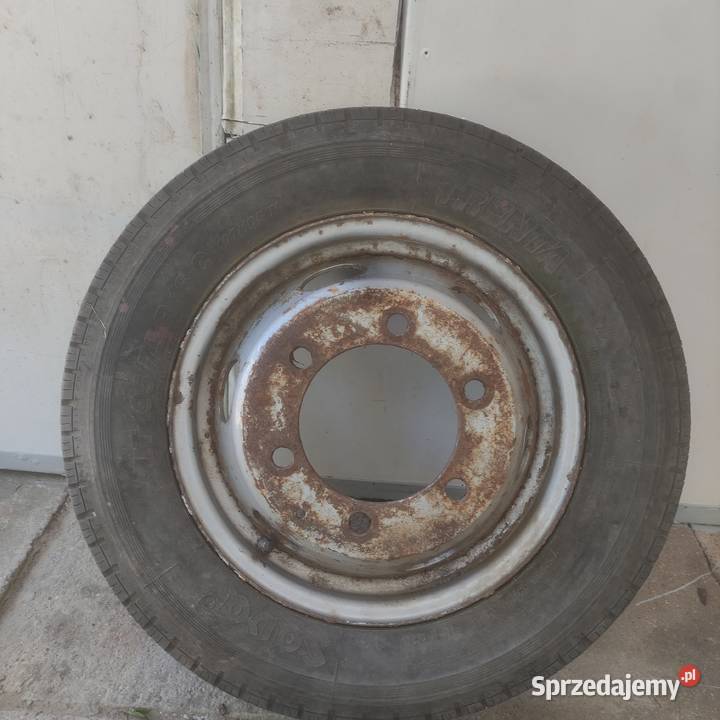 Sprzedam opony zapasową do Volkswagena LT 55 Police