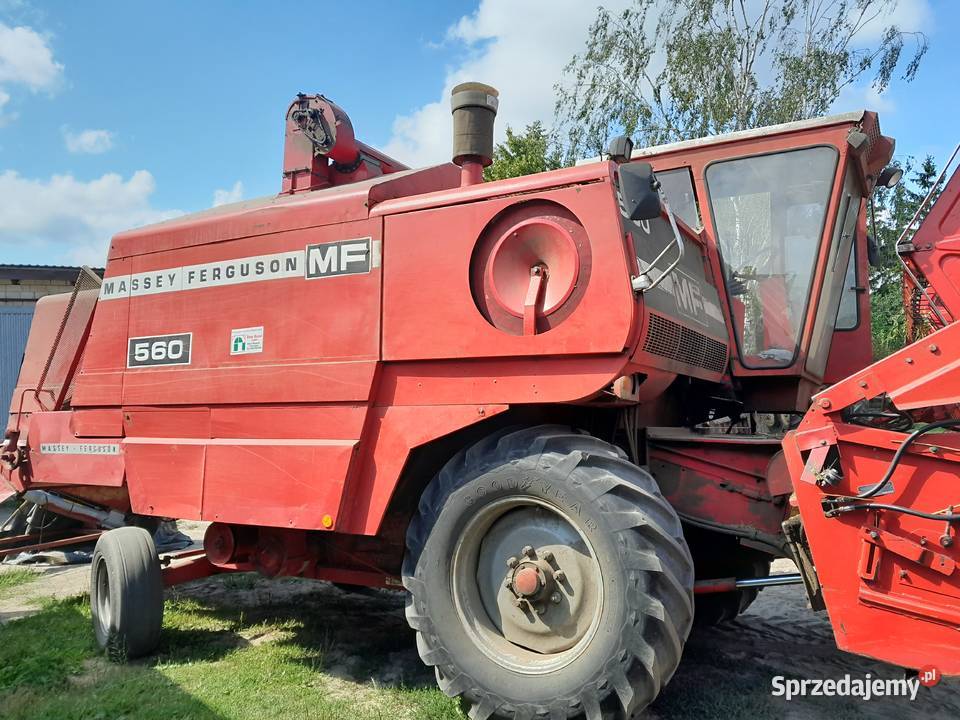 Kombajn zbożowy massey ferguson 560 lubelskie Wola Zadybska