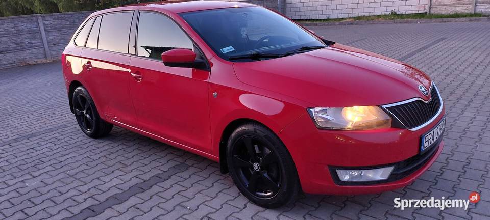 Rapid Salon Ładna Zadbana Bogato Wyposażona Rok produkcji 2014 Radomsko