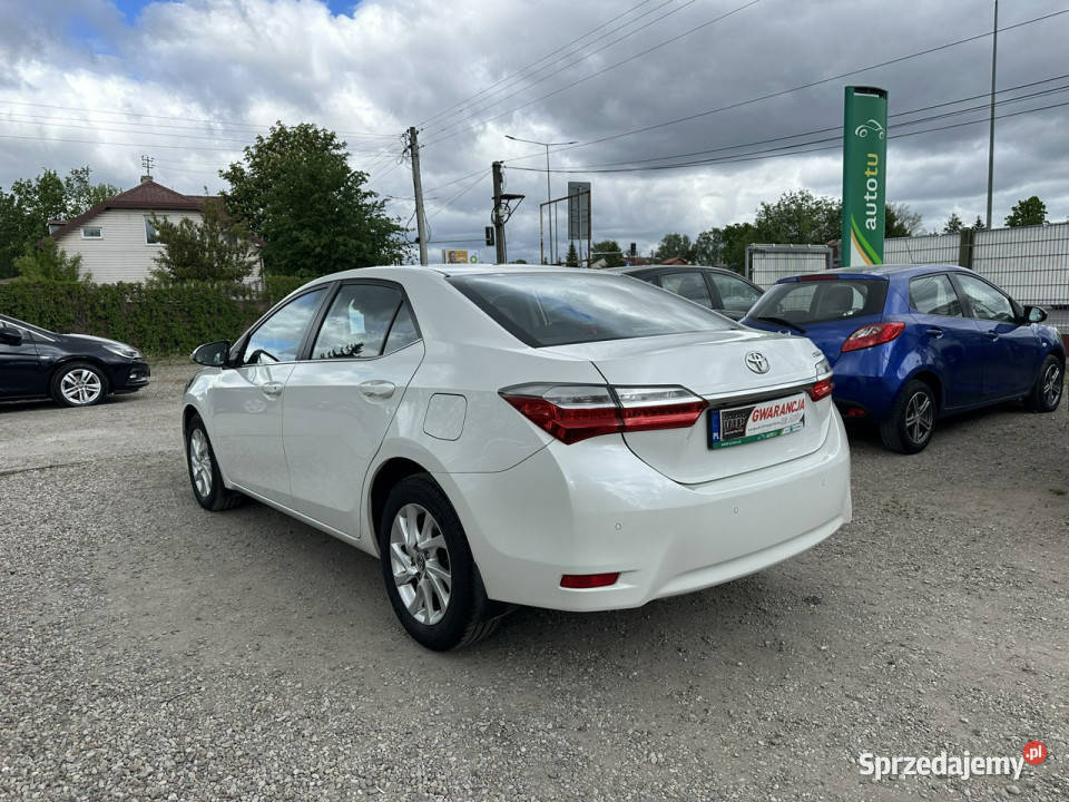 Toyota Corolla 16 benzynaBiała perłaKamera