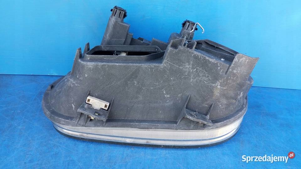 LAMPA PRAWY PRZÓD REFLEKTOR XENON EU 1J1941016P