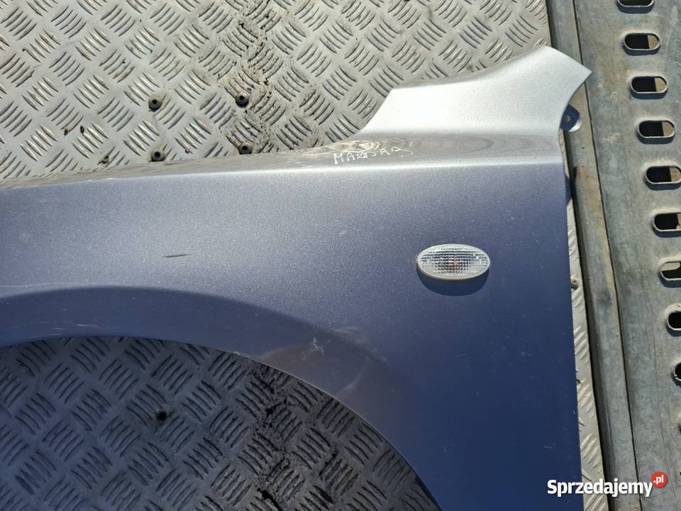 Błotnik Lewy Przód Mazda III 3