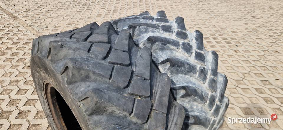 12518 1258018 34085018 Camso Solideal 12PR JCB Nowe Miasto Lubawskie