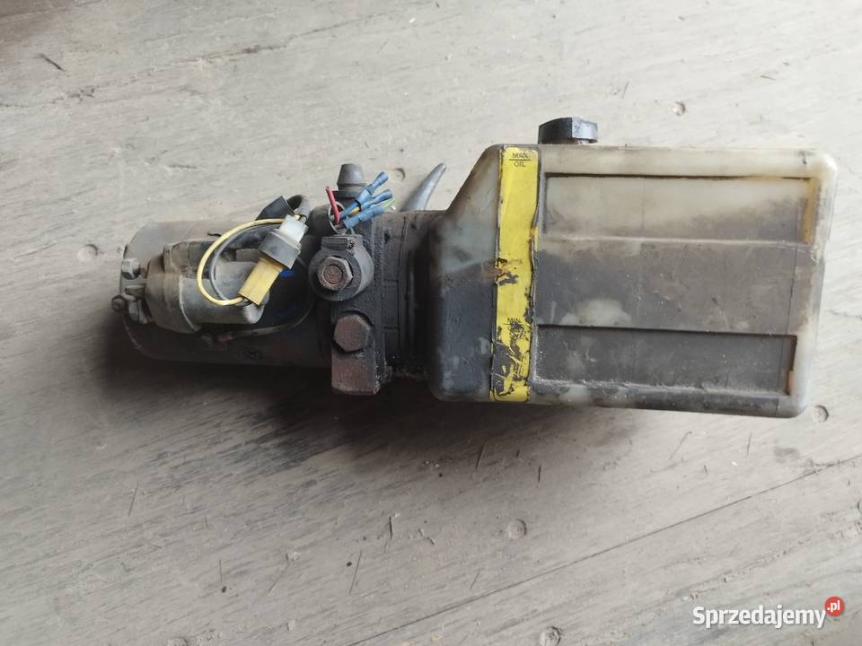 Pompa kipra Iveco 35c12 używana dostawcze Pompy podciśnieniowe Rzeszów sprzedam