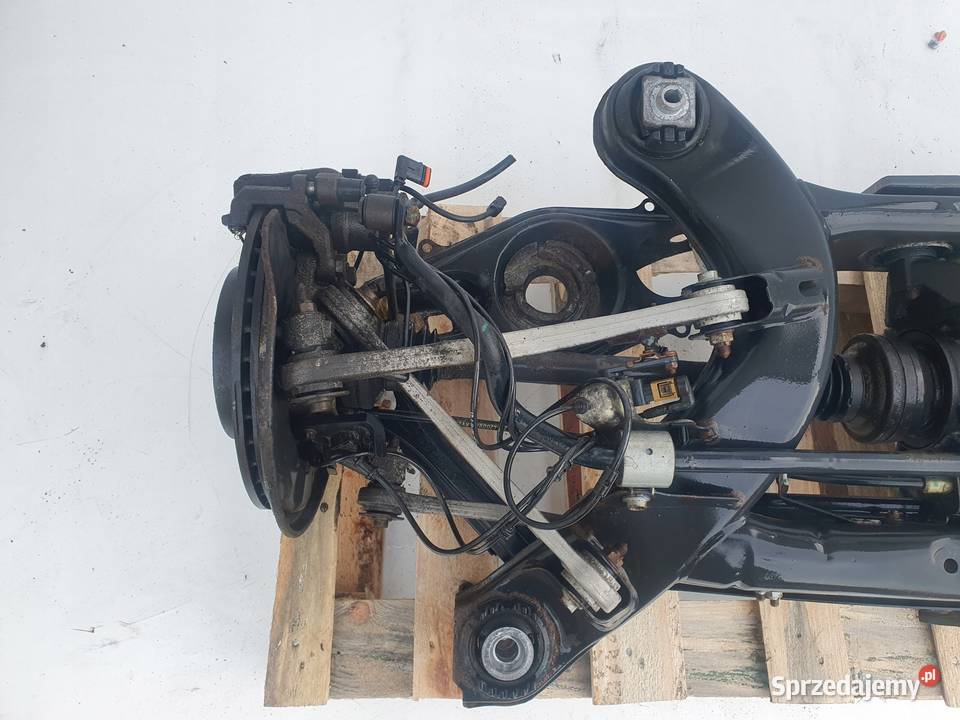 Mercedes W207 30 V6 CDI TYLNE ZAWIESZENIE TYŁ Belki zawieszenia Janów