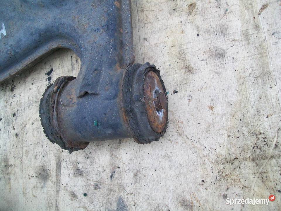 Mercedes 124 Wahacz lewy przod przedni