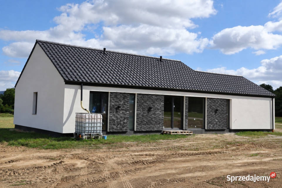Sprzedam dom parterowy w Stefanowicach 1500m2 Stefanowice