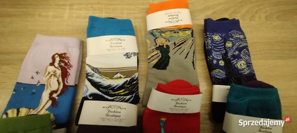 Ozdobne skarpety z motywem dzieła sztuki Pruszków