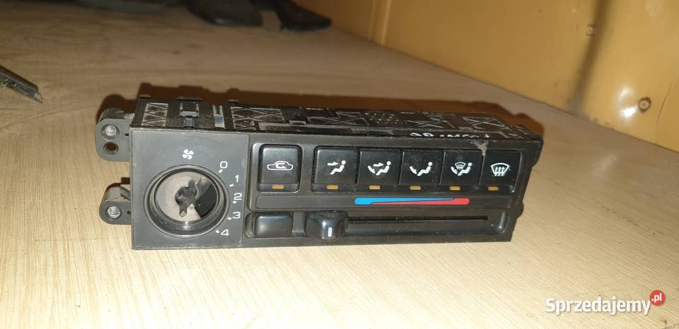 Panel nawiewu nissan Primera p10 osobowe Helenów