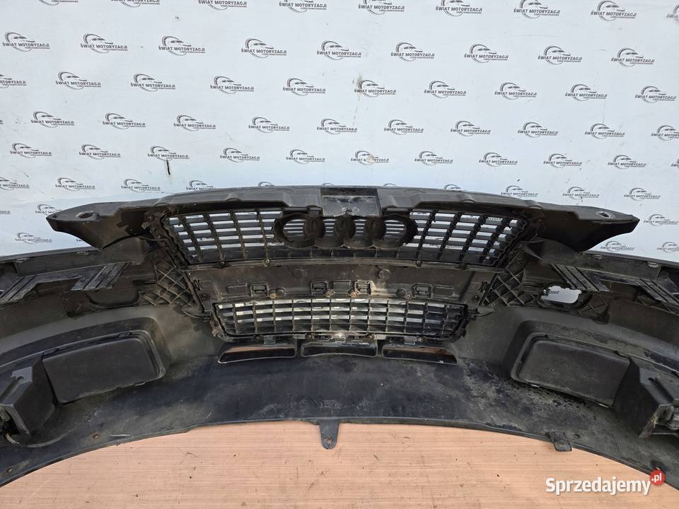 AUDI A3 SPORTBACK 8PA 07r zderzak przód