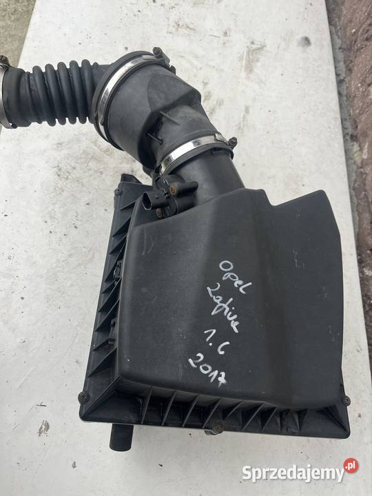 Obudowa filtra powietrza Opel zafira c lift osobowe Mielec