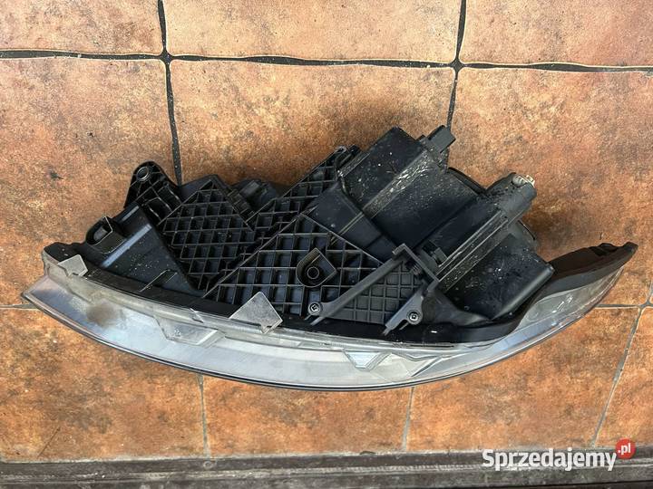 Mercedes Vito W447 Vklasa lampy przednie prawa wielkopolskie