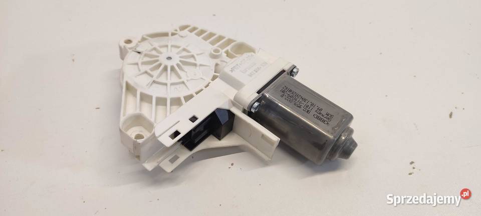 AUDI A8 D4 SILNICZEK PODNOŚNIK SZYBY 8K0959802B dolnośląskie sprzedam