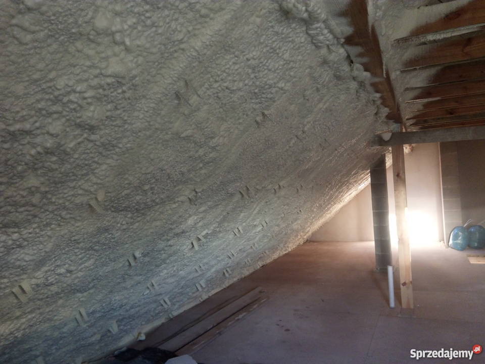 Izolacje Pianką Pur Poddasze hale fundamenty Środa Śląska