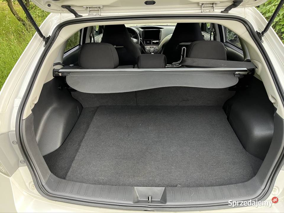 Subaru Impreza GH3 RS 20 Benzyna LPG 150 AWD reflektory ksenonowe Łukowica