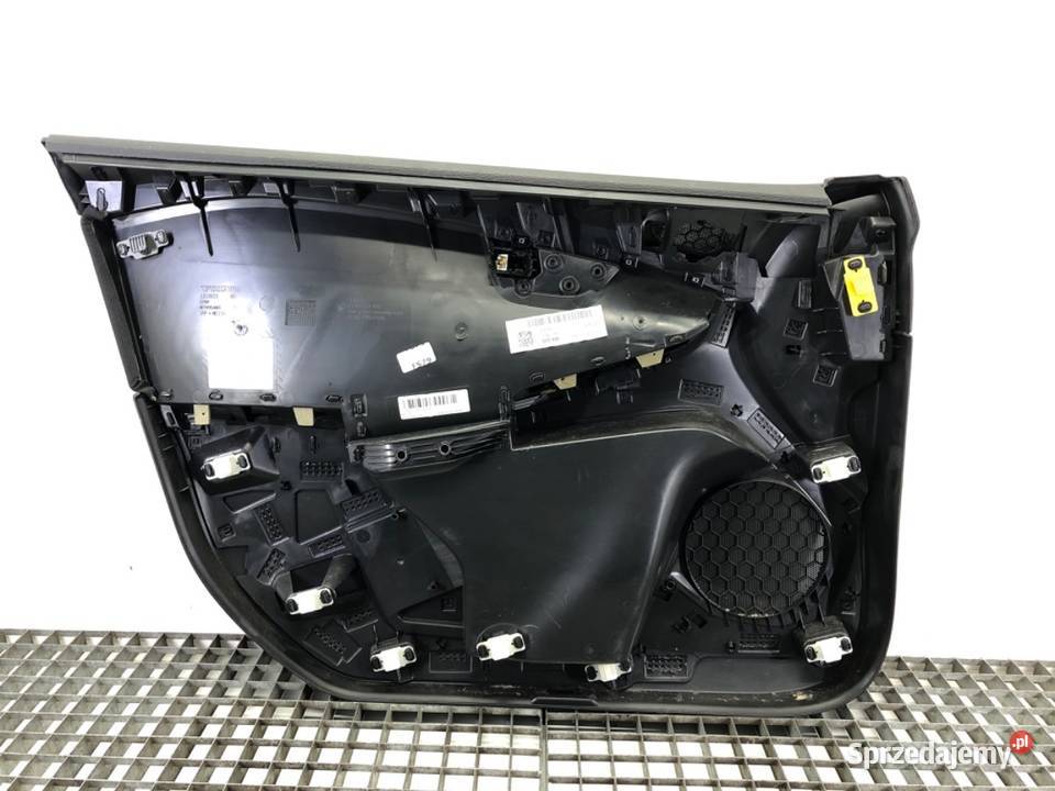 BOCZEK DRZWI PRAWY PRZÓD VOLVO V40 Hatchback sprzedam