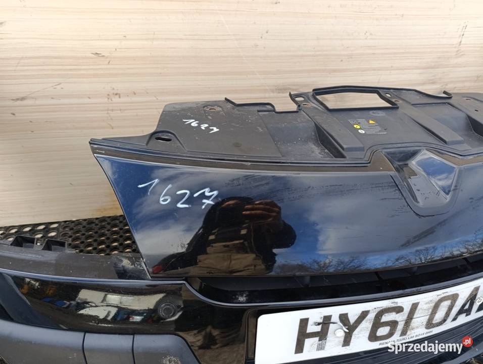 RENAULT MEGANE III ZDERZAK PRZÓD NV676 HALOGEN Zbierkowo