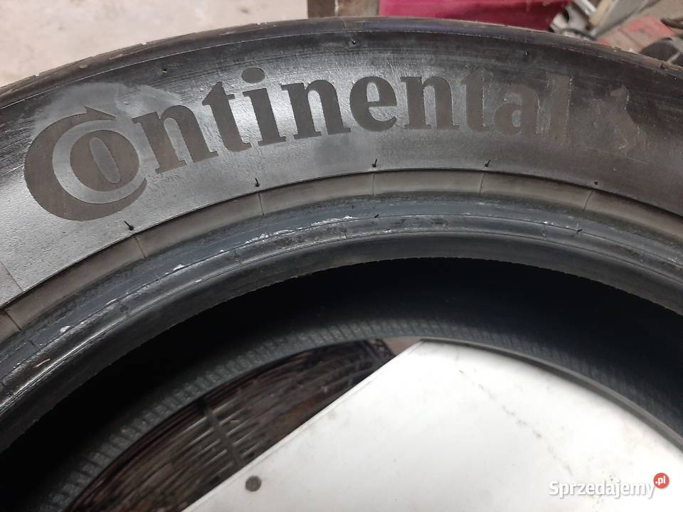 Komplet opon Continental Premium 22555 R19 całoroczne Łowicz