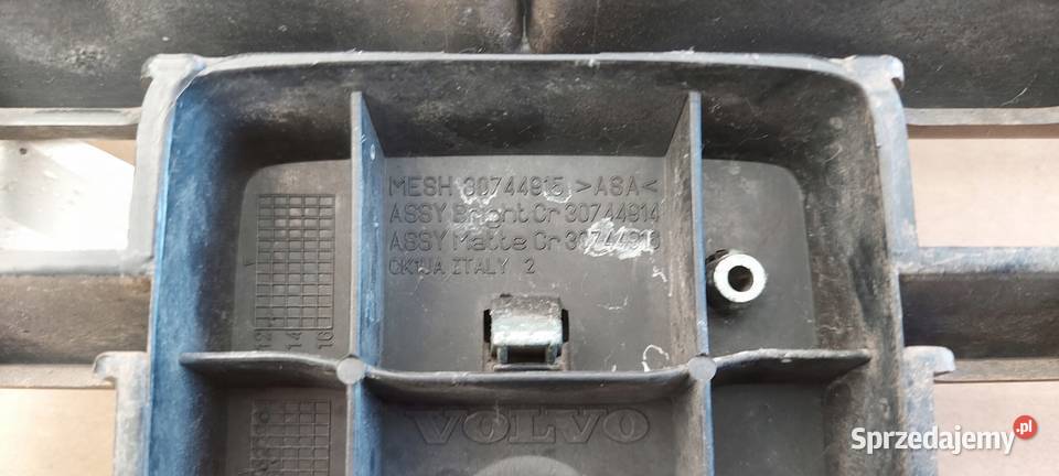 ATRAPA GRILL VOLVO S40 V50 RDESIGN 30744915 Atrapy Międzychód