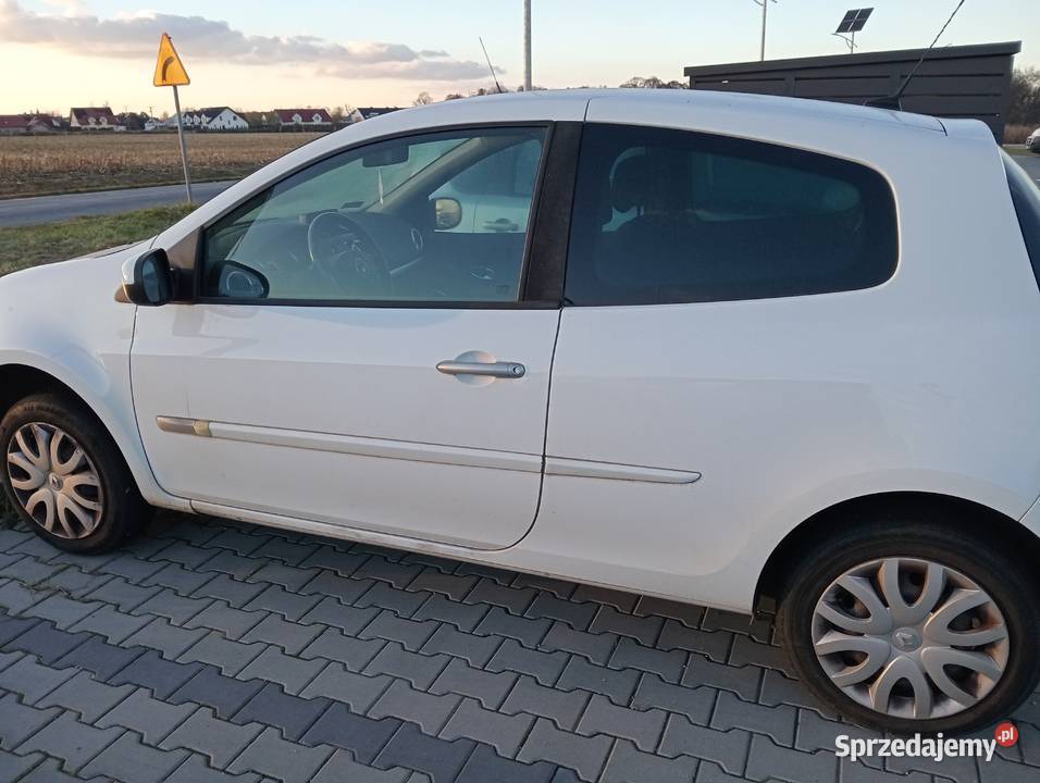 Renault Clio 3 uszkodzone Zacharzyce