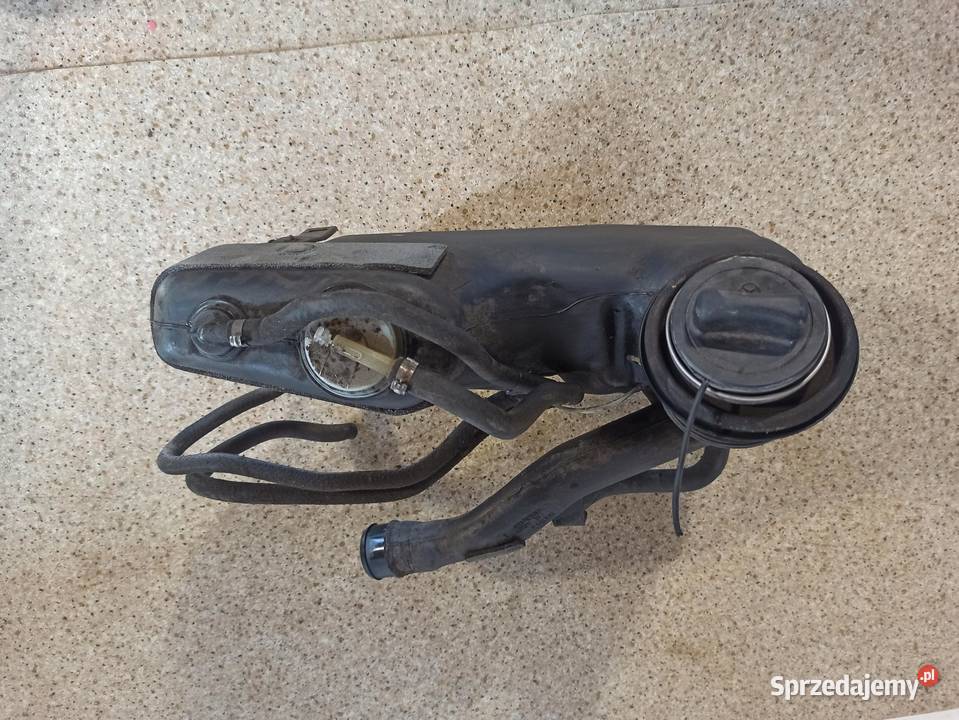 MERCEDES W208 Zbiornik wyrównawczy 2084700489 osobowe sprzedam