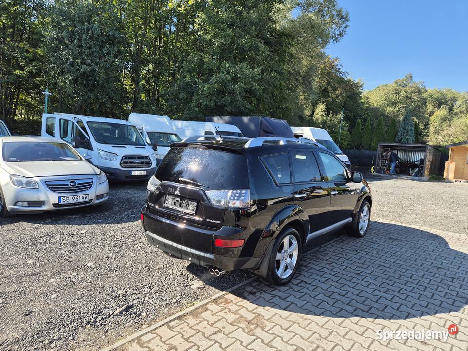 Mitsubishi Outlander 4x4 22d 156 183 7 osób 6 Outlander Bujaków sprzedam