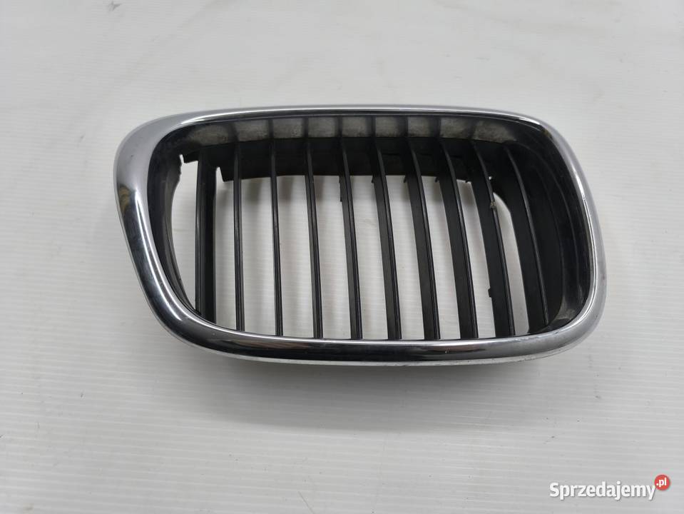 NERKA MASKI PRAWA BMW E39 25B 2494066 osobowe Atrapy sprzedam
