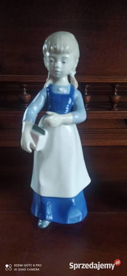 Figurka Dziewczyna z książkami Carl Scheidig pomorskie