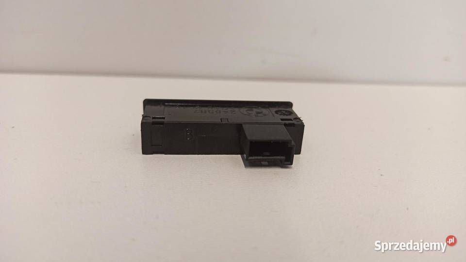 BMW 7 G11 PRZEŁĄCZNIK BLOKADY KLAPY 9253780 sprzedam