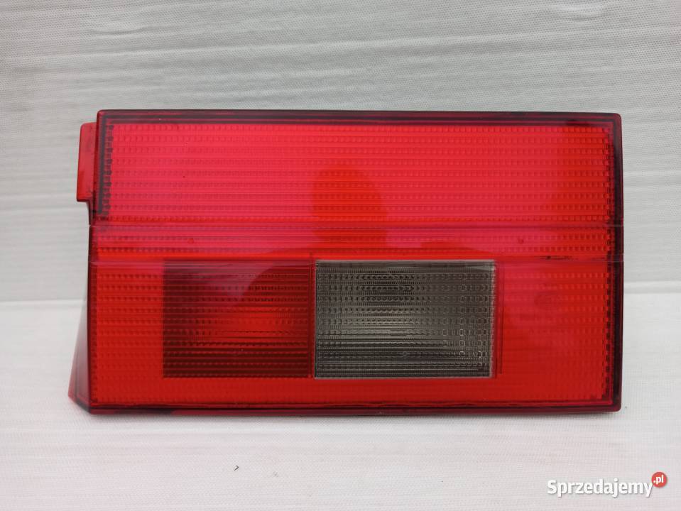 Seat Toledo I 1 lampa tył tylna lewa w klapę Oświetlenie Sieradz