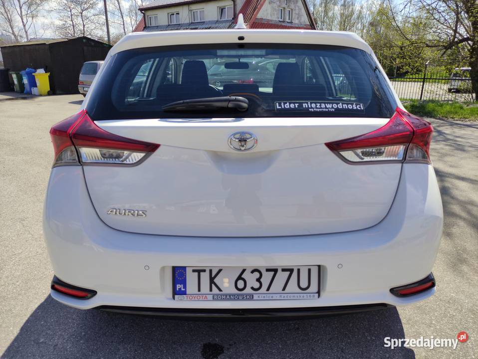 Syndyk sprzeda samochód osobowy Toyota Auris 75 42575km świętokrzyskie Kielce sprzedam