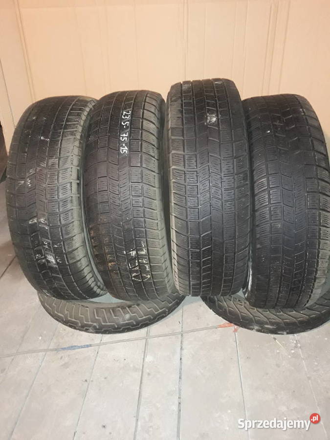 4x opony Zimowe 235 75 15 Michelin Zamość sprzedam