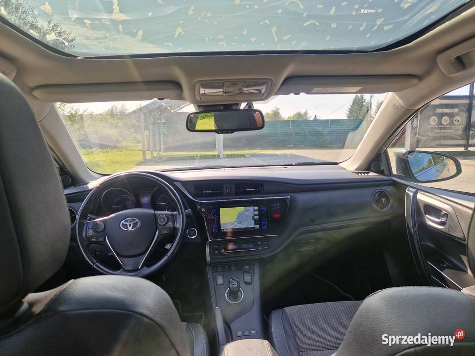Toyota Auris II 2018r Full Wersja 18Hybrid 92700km Tarnów sprzedam