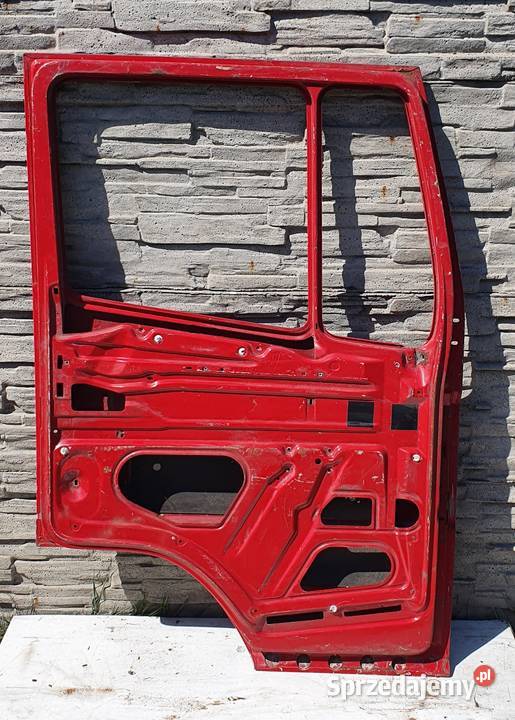 MERCEDES 814 817 DRZWI LEWE Bieleń