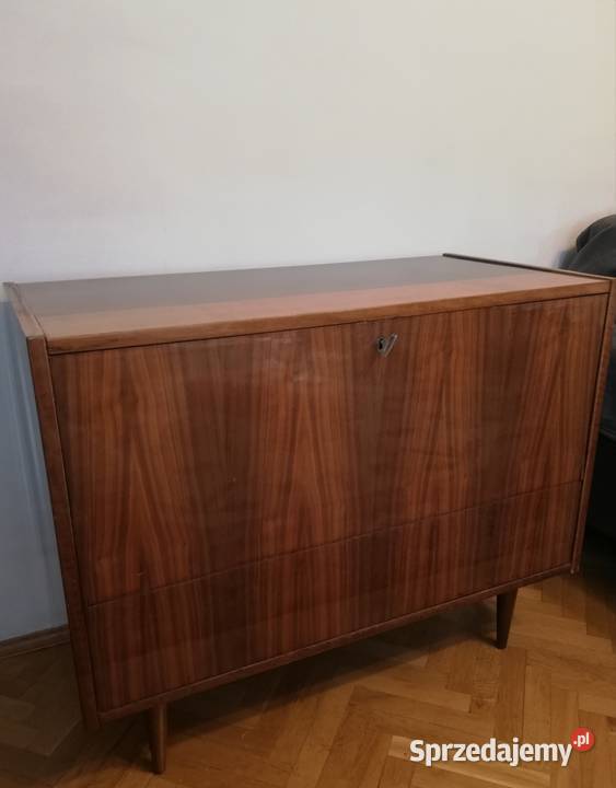 Komoda na nóżkach z epoki PRL Bieliźniarka Warszawa sprzedam