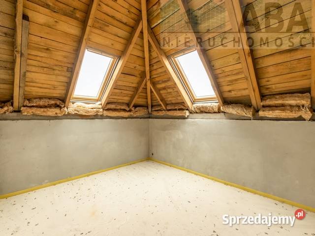 Przestronny i funkcjonalny dom Rzgów niedaleko