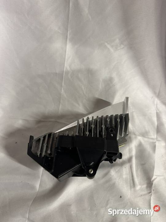 SEAT ATECA KIERUNKOWSKAZ LED LEWEJ LEAMPY HELLA Leszno