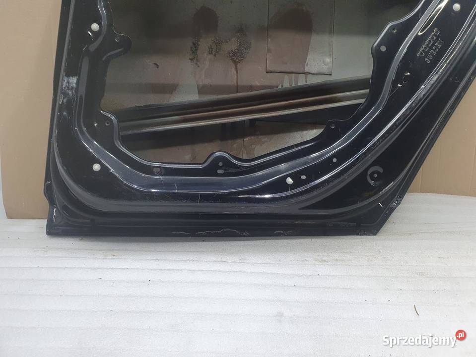 DRZWI PRAWY TYŁ VOLVO V70 III 0716