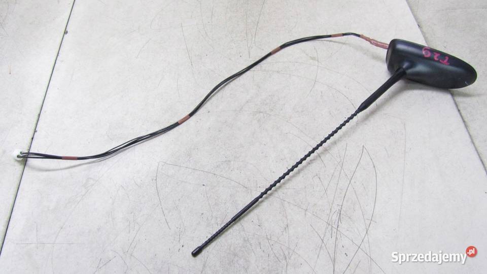 AVENSIS T29 T27 ANTENA DACHOWA 1618 68 osobowe