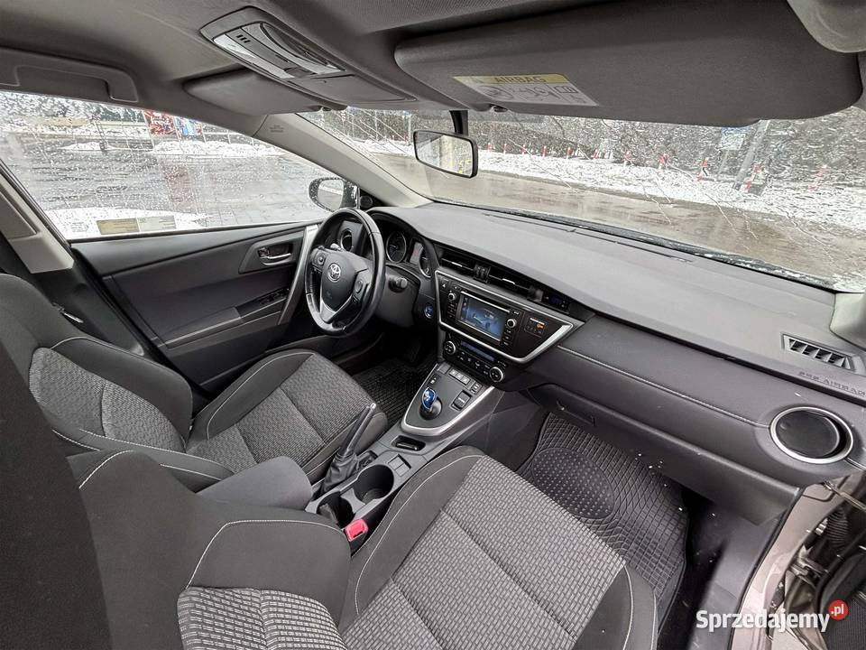 Toyota Auris Hybrid KOMBI Navi Warszawa 3wł Toyota