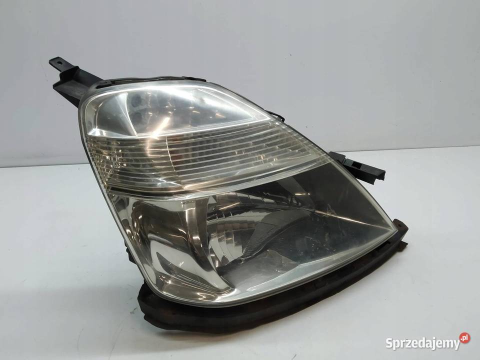 LAMPA PRZÓD PRAWA EUROPA Honda Stream I 20002006