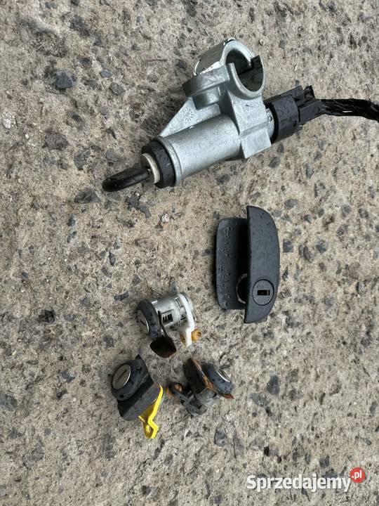 Zestaw zamków stacyjka kluczyk tata Indica