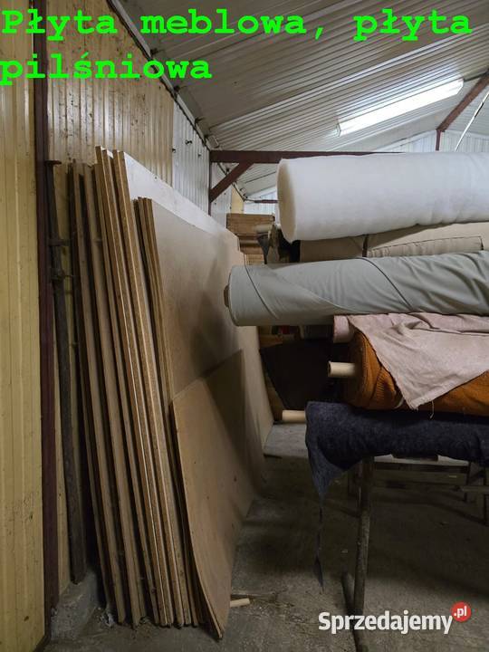 Artykuły meblarskie pianka zszywki nici Produkcja Kleczew